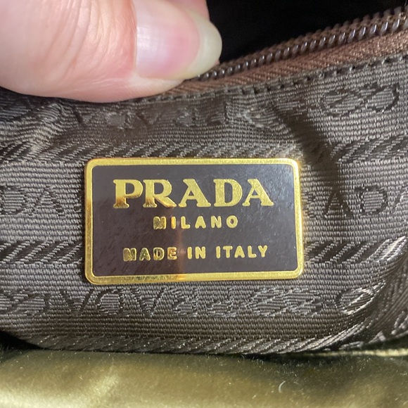 Prada Vintage Raso Catena Shoulder Bag Tote Green Satin with Gold Chain - Picture 6 of 11